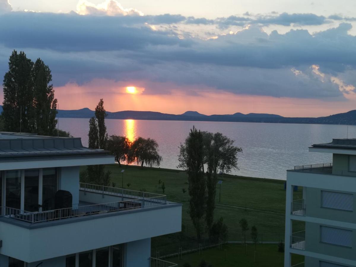 Silver Gray Appartment Balatonlelle Kültér fotó